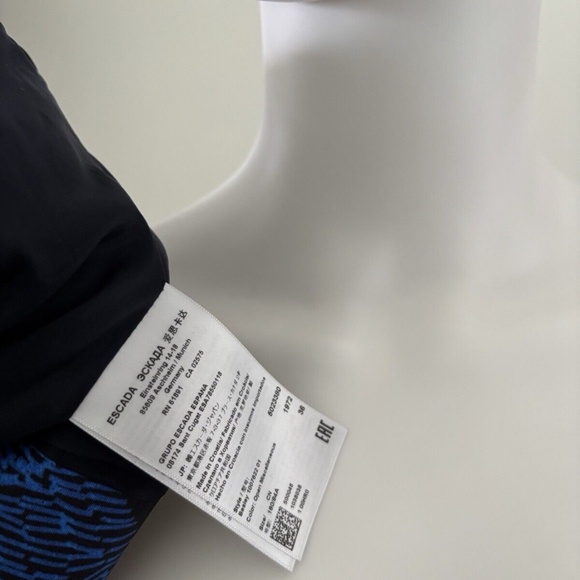 Escada Blue and Black Open Suit Jacket EU 36 - Picture 7 of 7